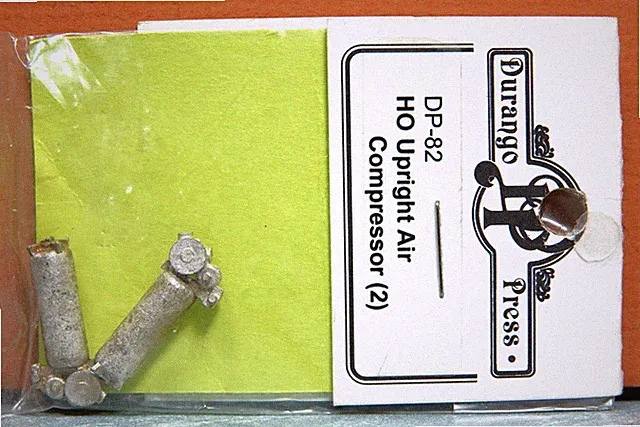 DURANGO PRESS HO SCALE UPRIGHT AIR COMPRESSOR # DP-82